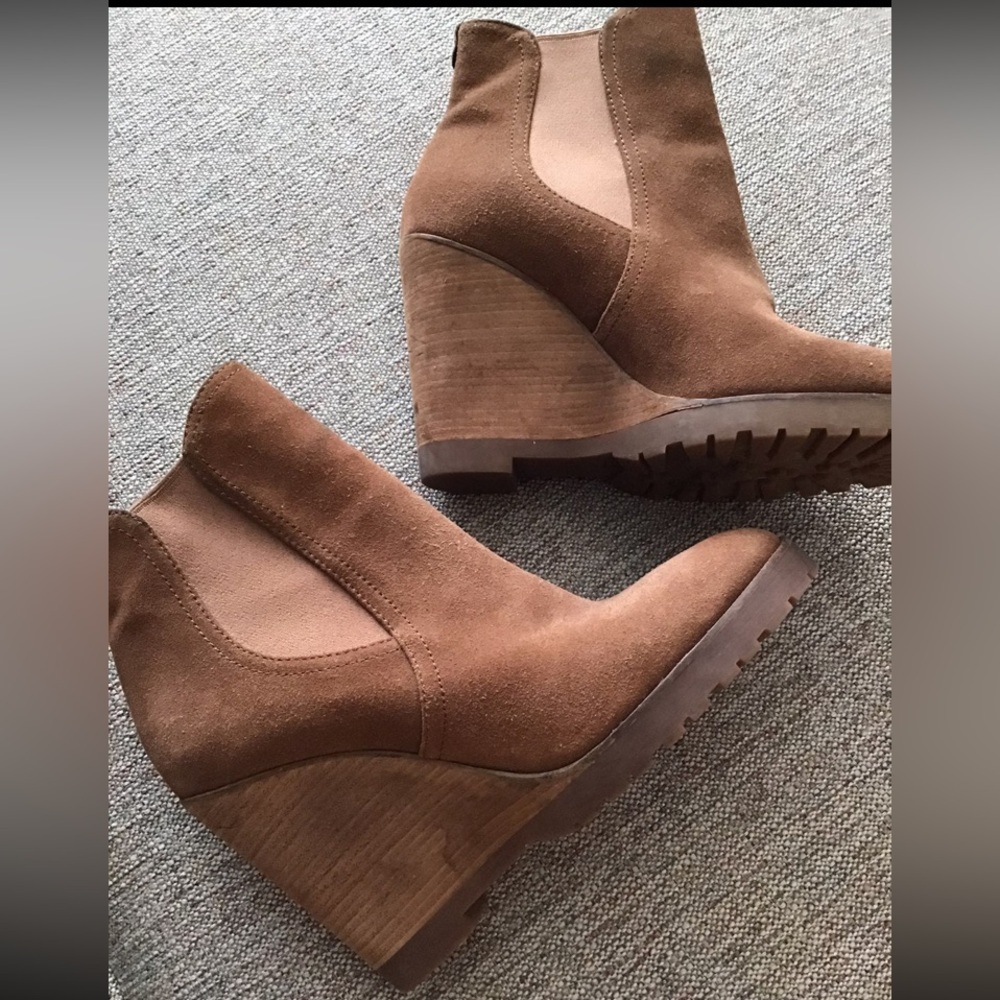 Michael Kors Cognac Wedge Bootie - Picture 4 of 8